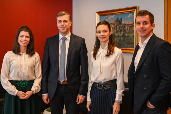 NM Direkotorica dr. Jana Bolta Saje, župan Gregor Macedoni, podžupanja Sara Tomšič, podžupan Urban Kramar