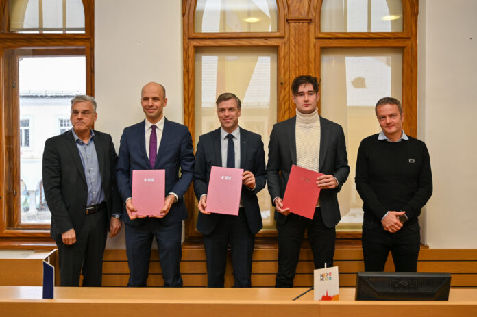 NM Podpis pogodbe Podbreznik 3