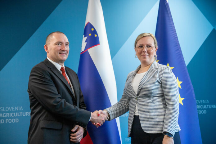 podgorsek calusic gov.si