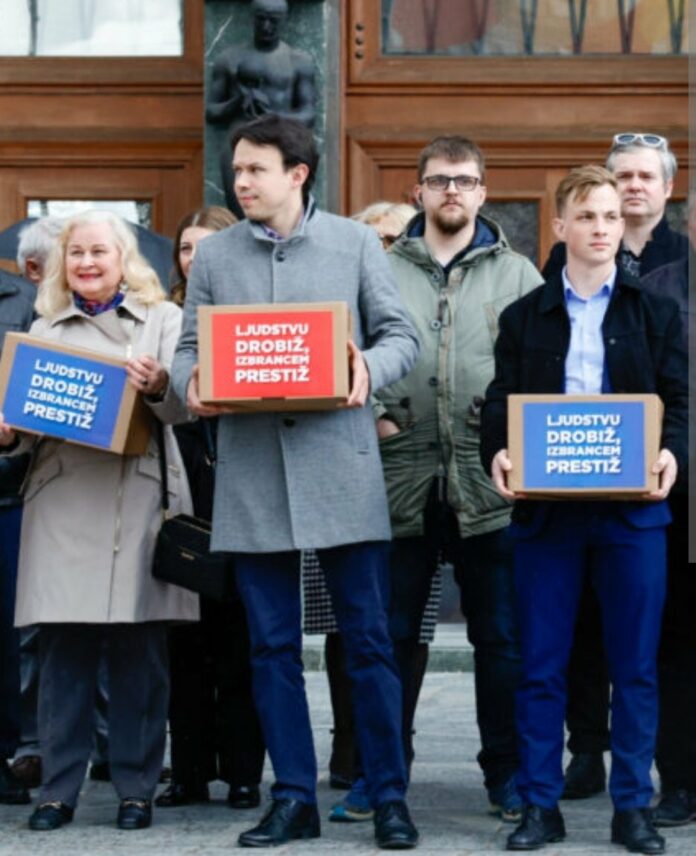 referendum predaja podpisov